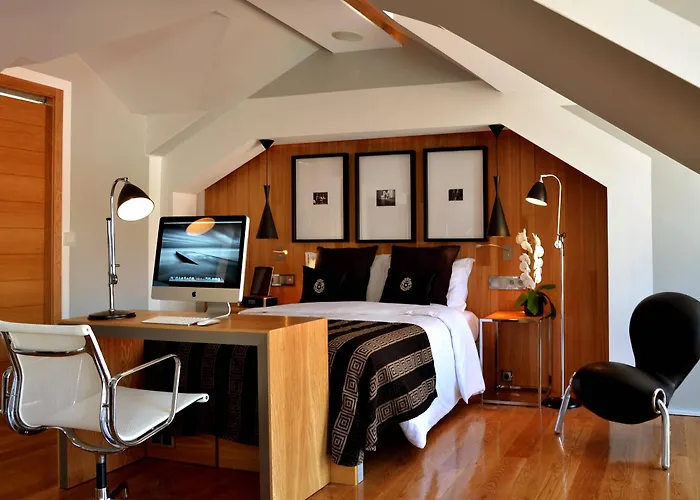 מלון Browns Downtown