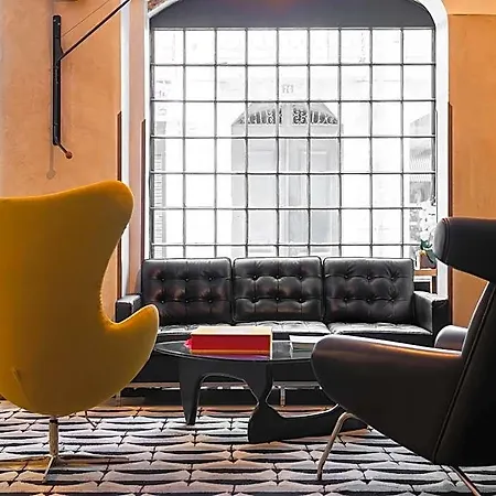 Browns Downtown Hotel 3*