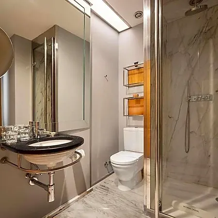 Browns Downtown 3*