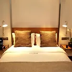 Browns Downtown 3*